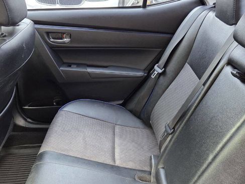 Used 2019 Toyota Corolla SE w/ SE Premium Package image 16