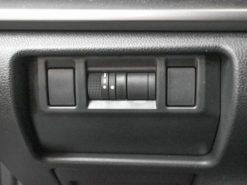 Certified 2025 Subaru Impreza 2.0i image 17