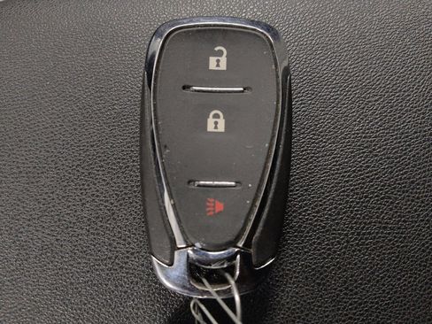 Used 2022 Chevrolet Equinox LT image 32