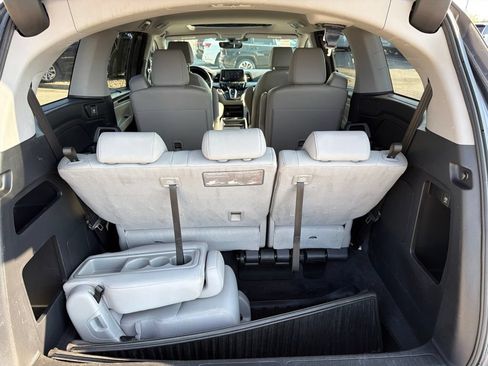 Used 2019 Honda Odyssey EX-L image 12