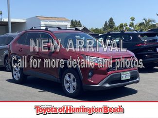 Used 2019 Toyota RAV4 XLE w/ Convenience Package FWD video 1