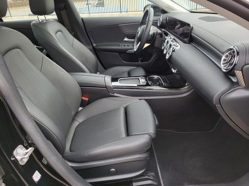 Used 2024 Mercedes-Benz CLA 250 4MATIC image 16