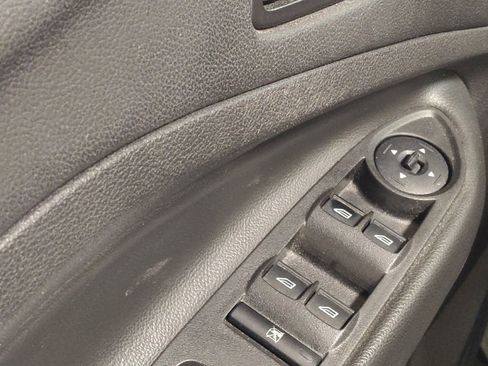 Used 2015 Ford Escape SE image 27