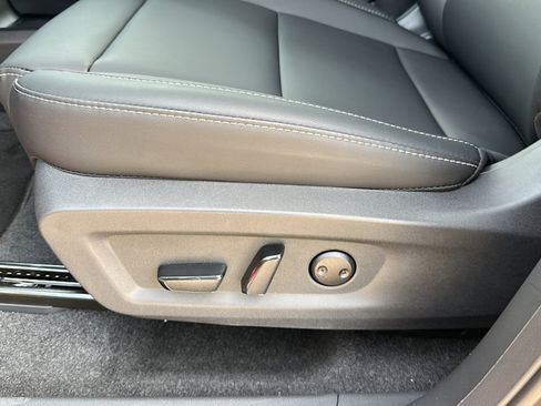 New 2025 Nissan Murano SL image 12