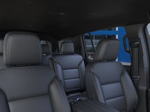 New 2026 Chevrolet Traverse LT FWD image 25