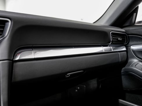 Used 2014 Porsche 911 Targa 4S image 17