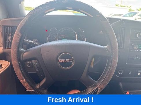 Used 2019 GMC Savana 2500 w/ Driver Convenience Package RWD image 4
