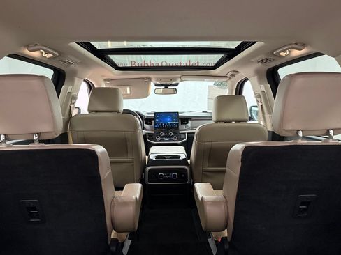 Used 2022 Ford Expedition XLT RWD image 19