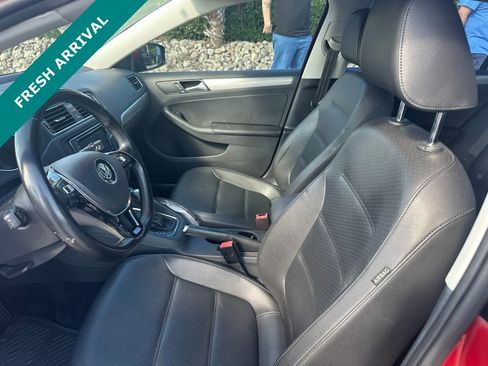 Used 2017 Volkswagen Jetta SE image 28