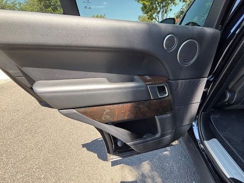 Used 2016 Land Rover Range Rover Supercharged AWD/4WD image 41