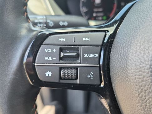Used 2024 Honda HR-V Sport image 11