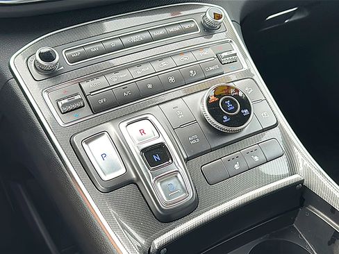 Used 2023 Hyundai Santa Fe SEL w/ Cargo Package image 34