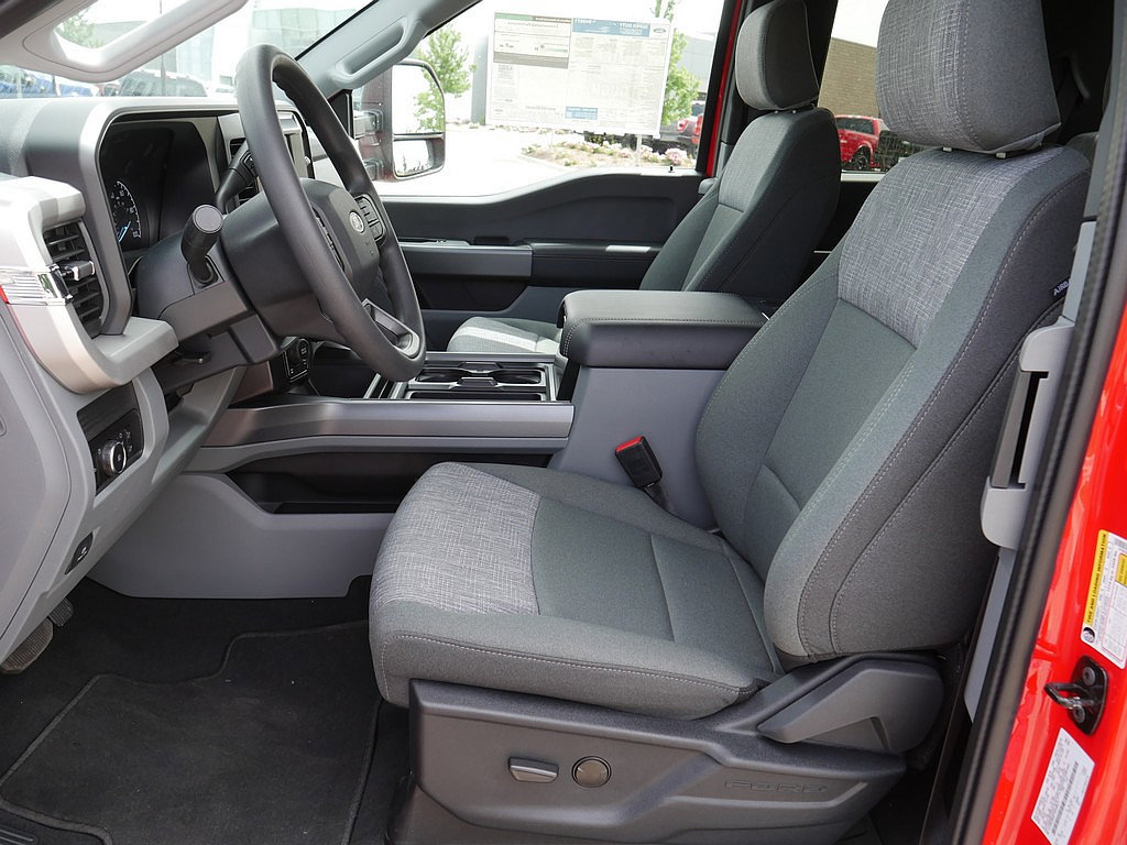 New 2026 Ford F250 XLT AWD/4WD image 10