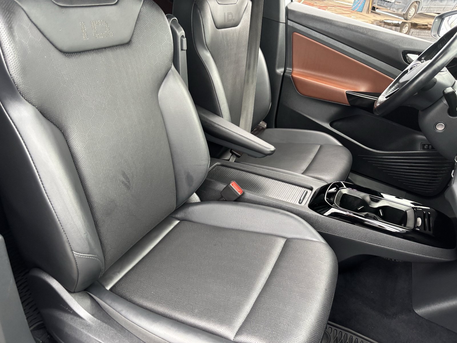 Used 2021 Volkswagen ID.4 Pro S RWD image 10