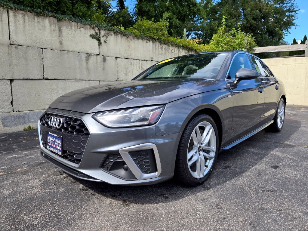 Used 2022 Audi A4 2.0T Premium Plus w/ Premium Plus Package AWD/4WD image 5