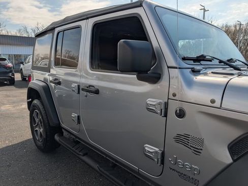 Used 2021 Jeep Wrangler Unlimited Sport AWD/4WD image 8