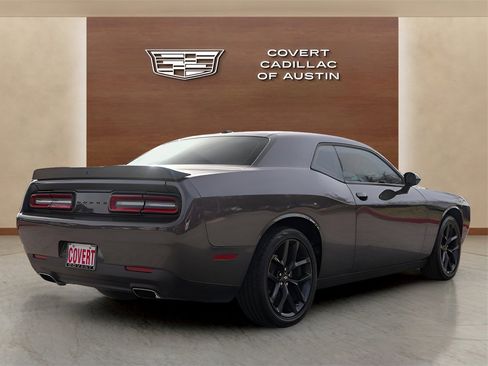 Used 2022 Dodge Challenger SXT w/ Blacktop Package image 4