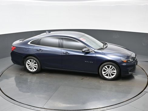Used 2016 Chevrolet Malibu LT FWD image 40