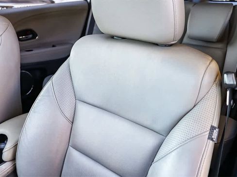 Used 2017 Honda HR-V EX-L image 25