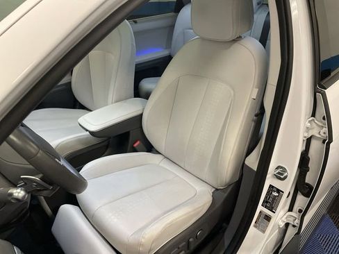 Used 2023 Hyundai Ioniq 5 Limited w/ Cargo Package AWD/4WD image 11