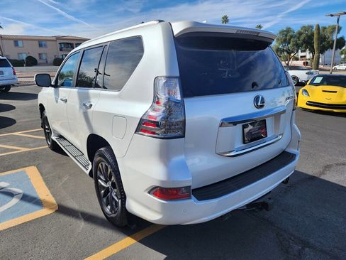Used 2023 Lexus GX 460 Premium image 5
