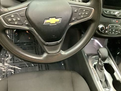 Used 2023 Chevrolet Malibu LT FWD image 14