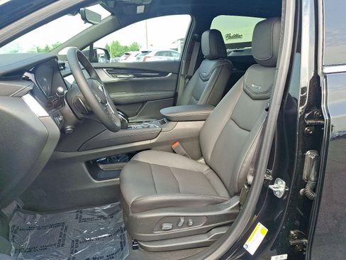 New 2025 Cadillac XT5 Premium Luxury w/ Technology Package image 6