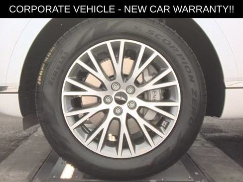 Used 2026 Genesis GV80 2.5T AWD/4WD image 9