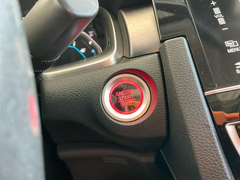 Used 2018 Honda Civic Touring image 24