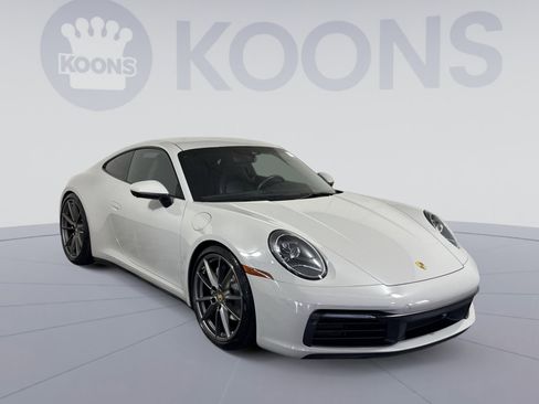 Used 2021 Porsche 911 Carrera RWD image 10