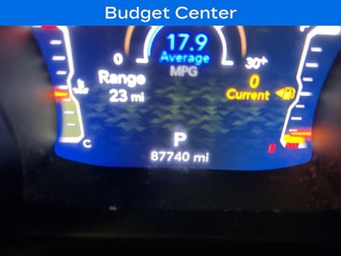 Used 2018 Jeep Wrangler Unlimited Sahara w/ Cold Weather Group AWD/4WD image 20