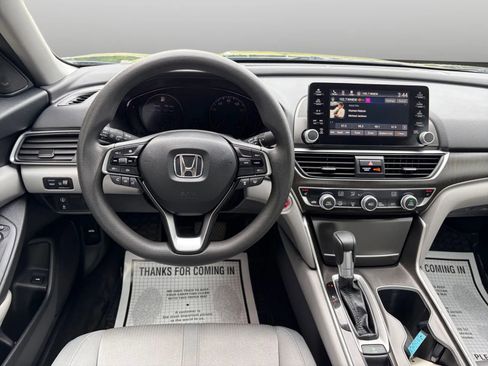 Used 2019 Honda Accord EX image 28