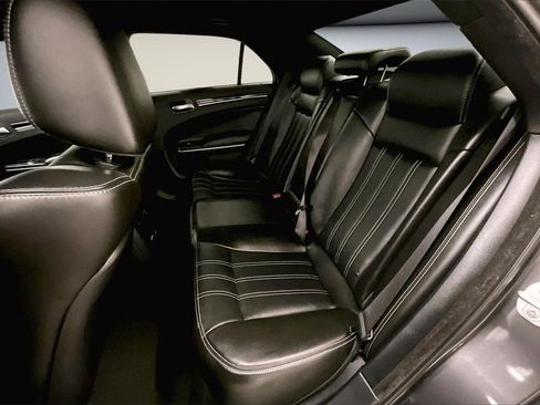 Used 2021 Chrysler 300 S image 22