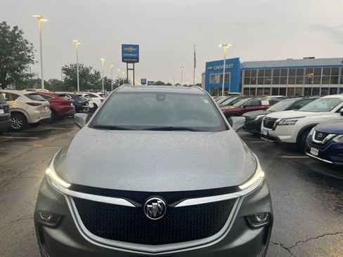 Used 2024 Buick Enclave Essence w/ Experience Buick Package FWD image 5