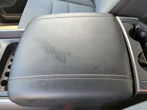 Used 2025 RAM 1500 Lone Star image 33