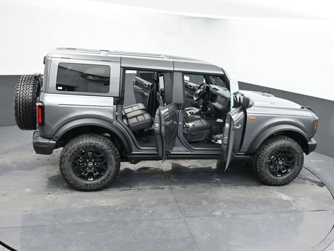 New 2026 Ford Bronco Badlands image 67