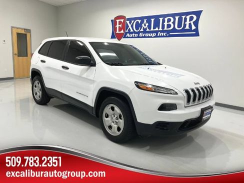Used 2017 Jeep Cherokee Sport w/ Trailer Tow Group AWD/4WD image 1
