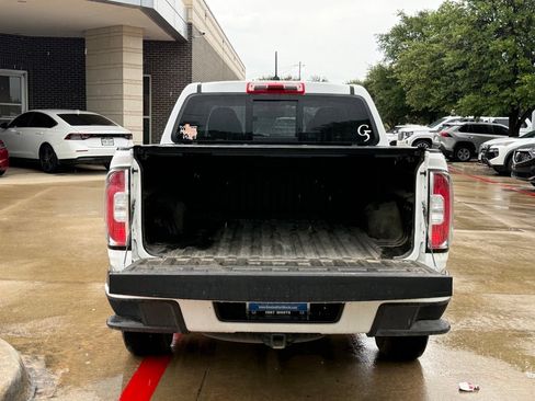Used 2017 GMC Canyon SLE w/ All Terrain Package AWD/4WD image 5