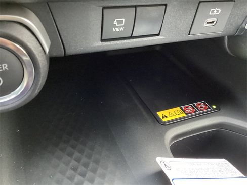 Used 2026 Toyota Grand Highlander AWD Hybrid image 24