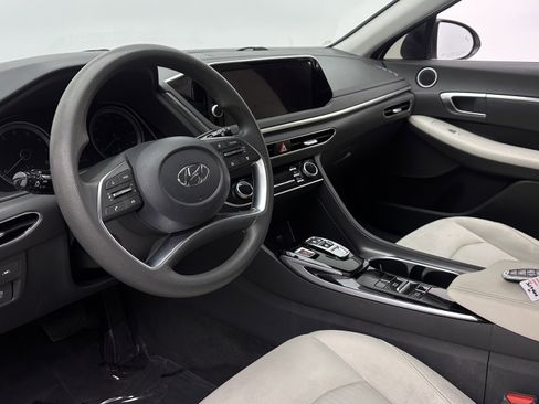 Used 2023 Hyundai Sonata SEL w/ Cargo Package image 10