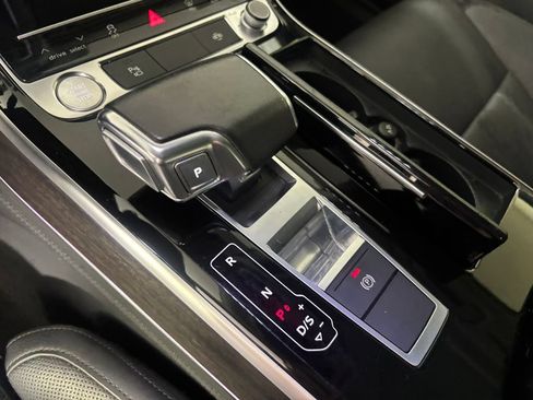 Used 2020 Audi A8 L 4.0T w/ Sport Plus Package AWD/4WD image 29
