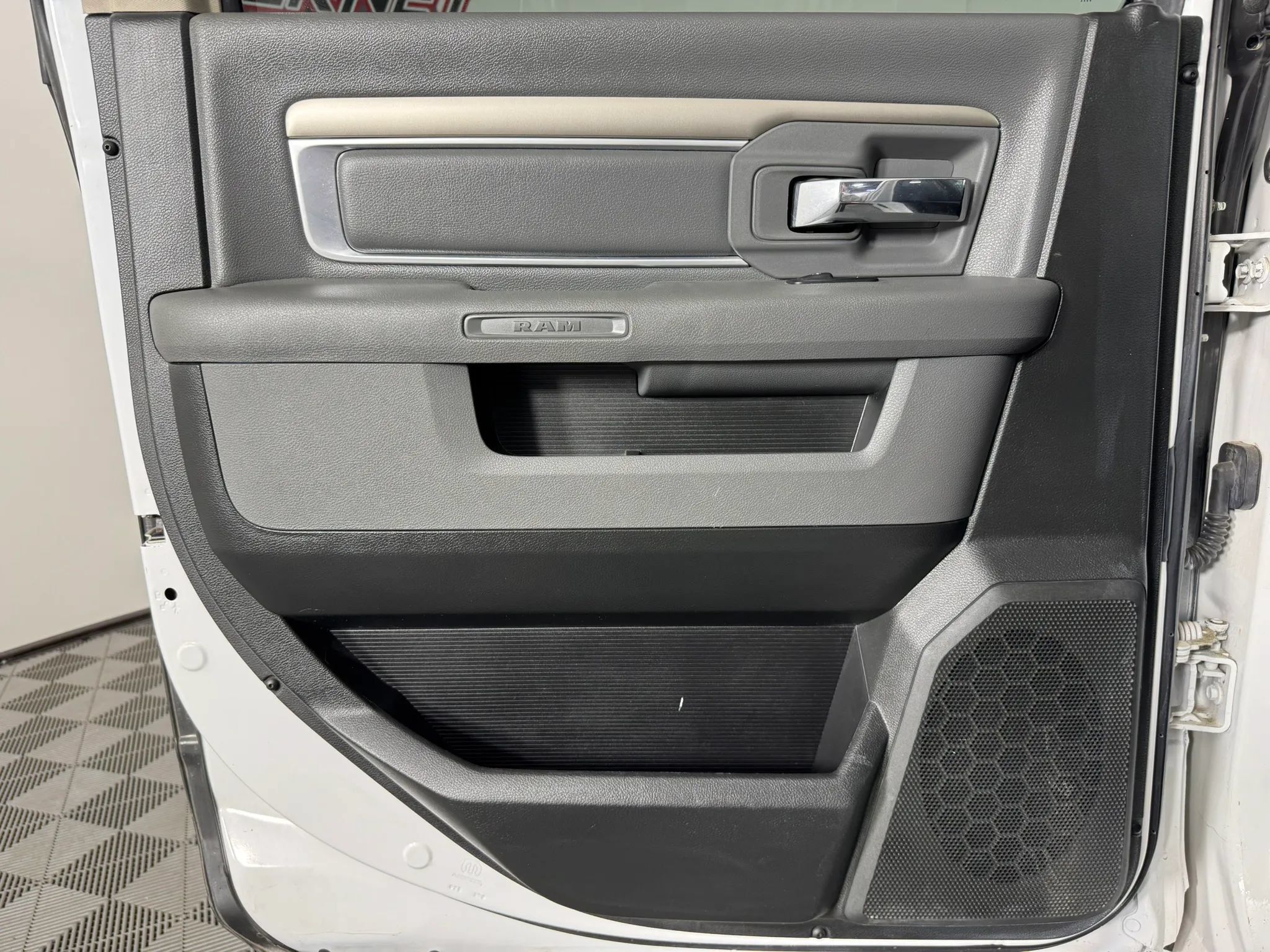 Used 2018 RAM 1500 Big Horn AWD/4WD image 37