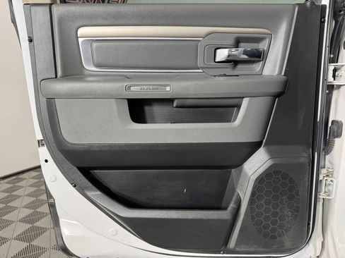 Used 2018 RAM 1500 Big Horn AWD/4WD image 37