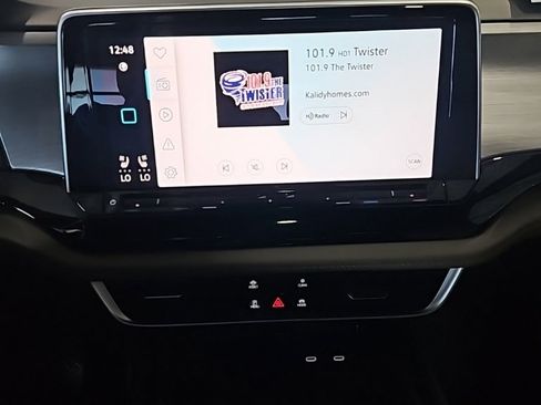 New 2026 Volkswagen Atlas Cross Sport SE image 31