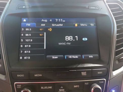 Used 2018 Hyundai Santa Fe Sport w/ 2.4L Tech Package 04 FWD image 21