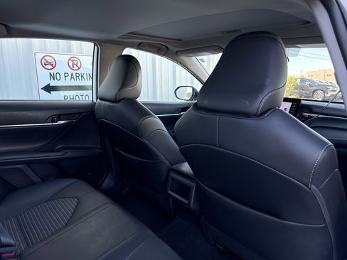 Used 2023 Toyota Camry SE w/ Convenience Package image 38