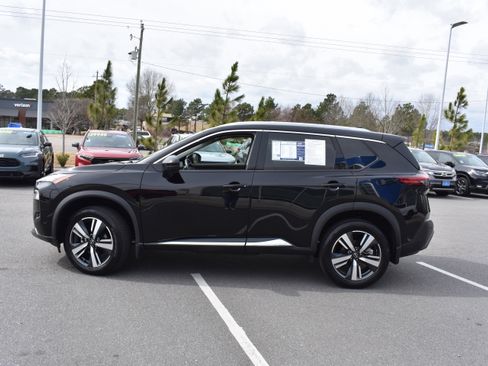 Used 2023 Nissan Rogue SL image 6