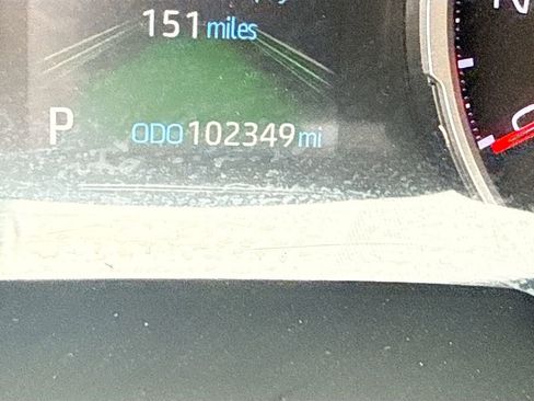 Used 2019 Toyota RAV4 XLE FWD image 13