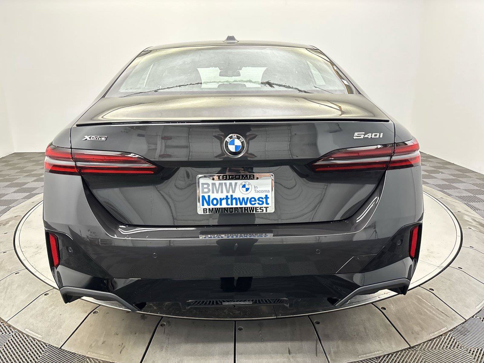 New 2027 BMW 540i xDrive w/ M Sport Package AWD/4WD image 15