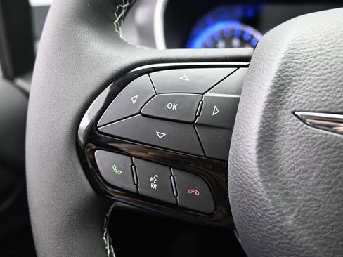 New 2026 Chrysler Pacifica Select image 25